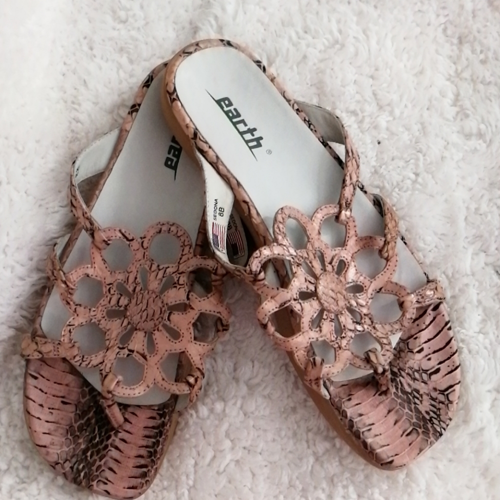 Earth Pink snakeskin print Leather sandal
